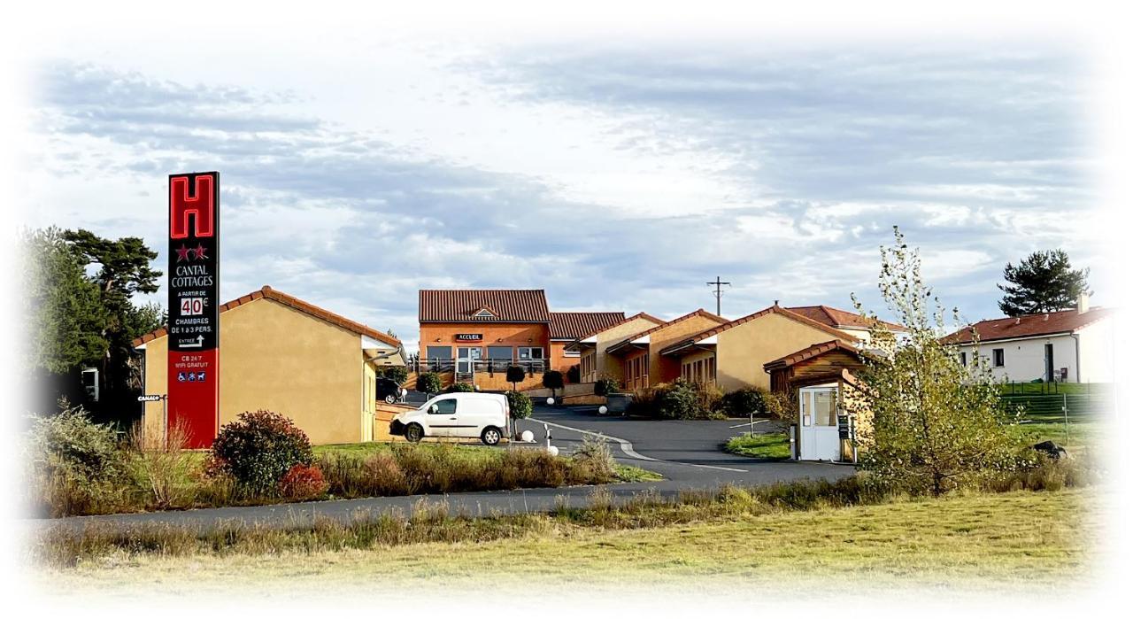 Hotel Cantal Cottages Saint-Georges  외부 사진