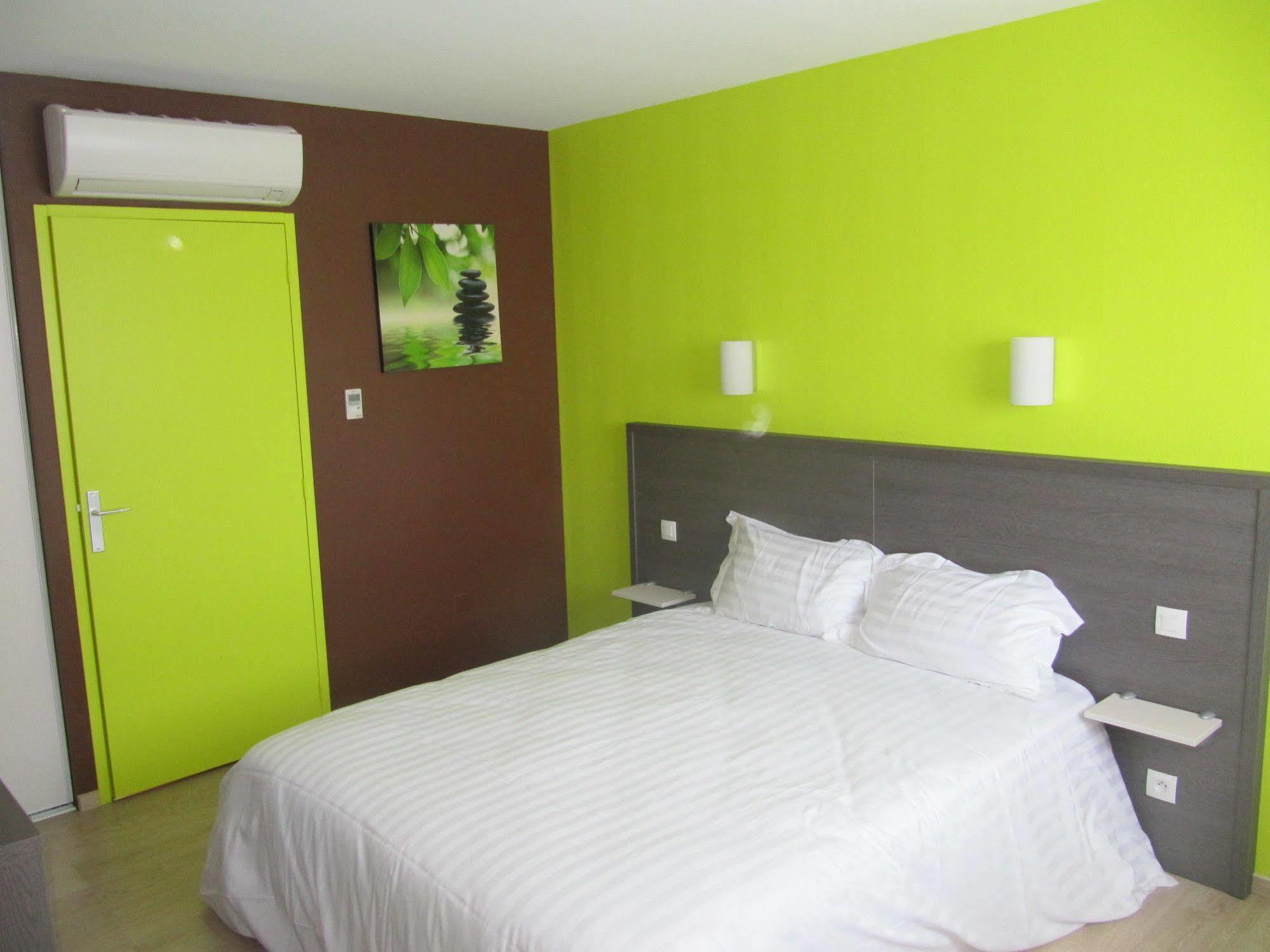 Hotel Cantal Cottages Saint-Georges  외부 사진